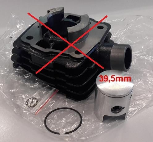 SET PISTONE MONO FASCIA 39,5mm DEL MOTORE 50cc ARIA MINICROSS TIPO KTM MORINI LEM