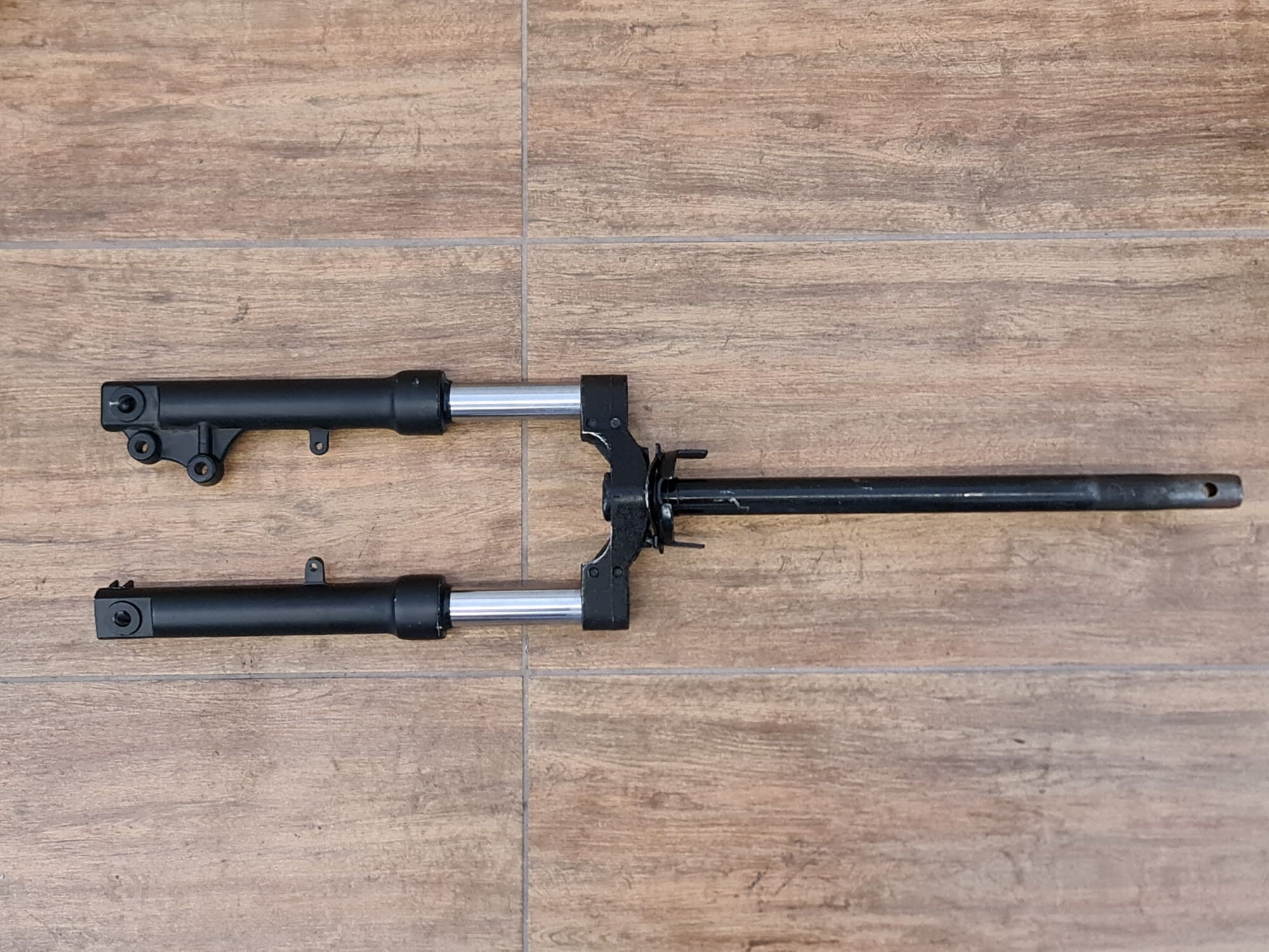 FORCELLE SOSPENSIONI ANTERIORI X MODELLO FRENI A DISCO - bici elettrica scooter sky II tipo z-tech