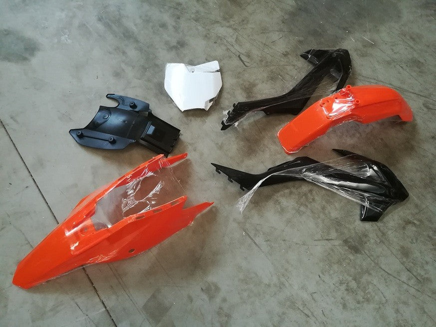 PLASTICHE CARENE PIT BIKE ZEUS ARANCIO/NERO - kit completo stile ktm