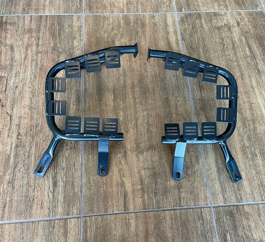POGGIAPIEDI IN METALLO PER QUAD ATV A110