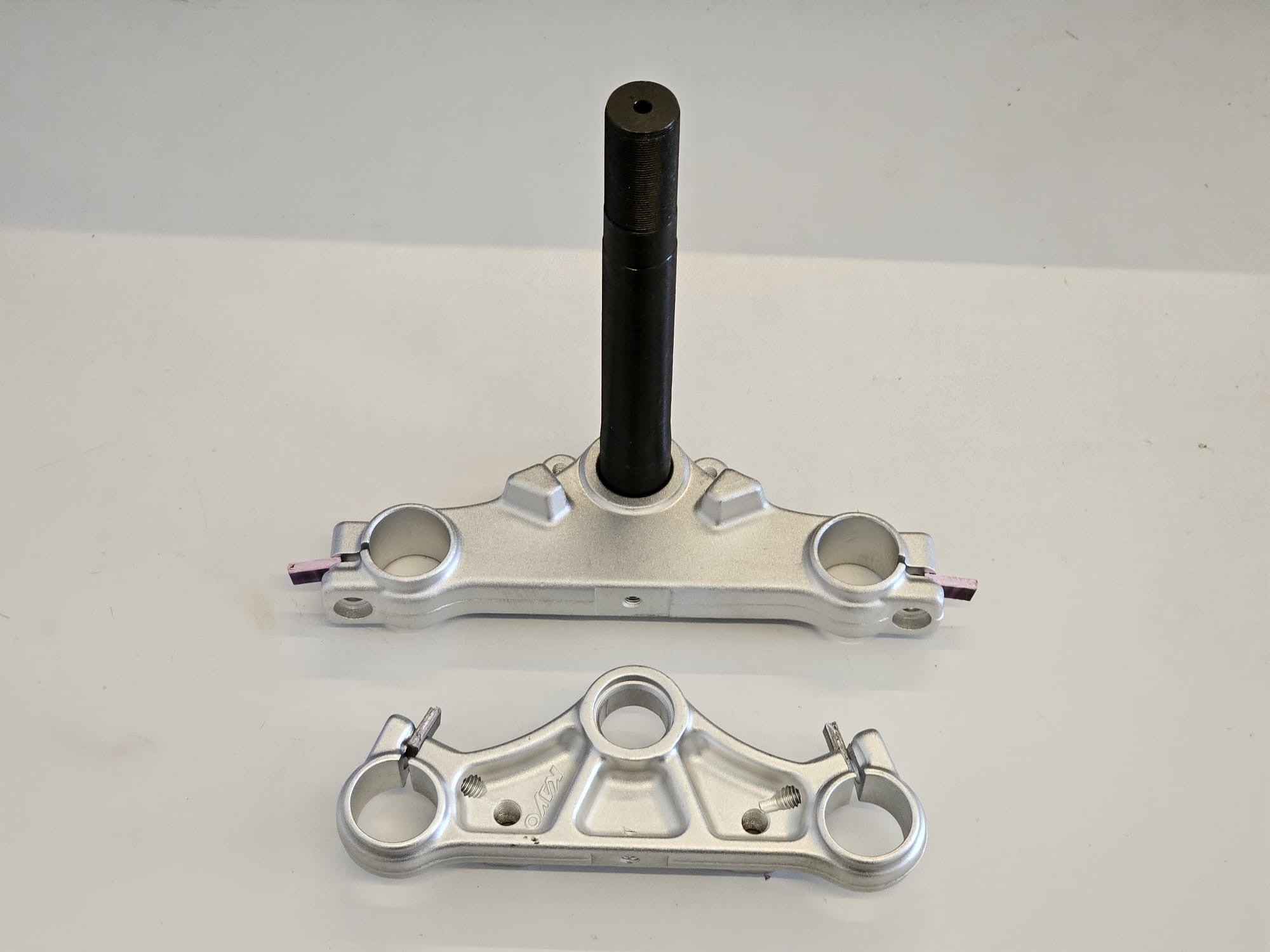 COPPIA PIASTRE INFERIORE E SUPERIORE PER PIT BIKE KAYO TS90 TS90R 90cc