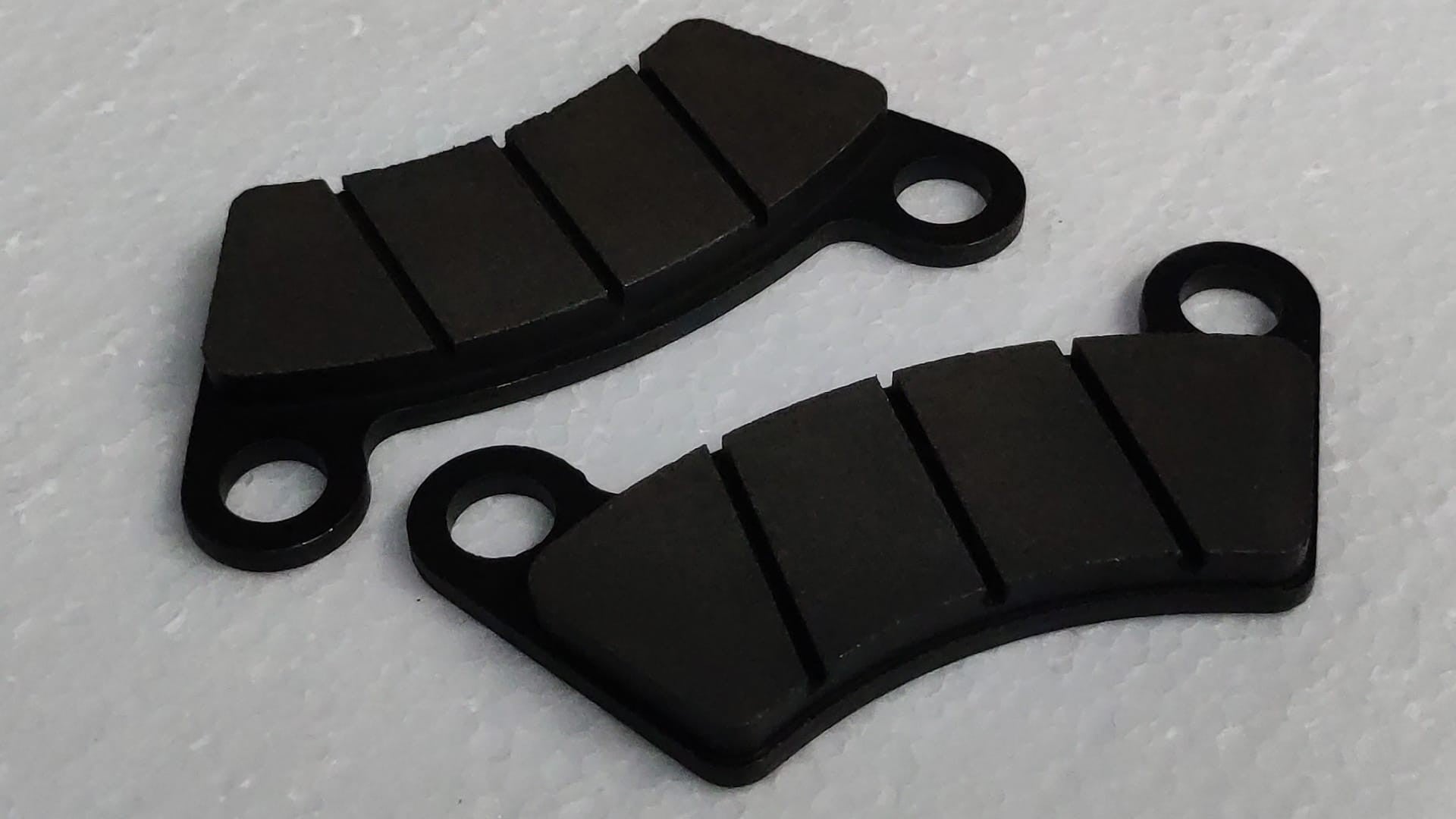 PASTIGLIE FRENO POSTERIORI QUAD KAYO AU200