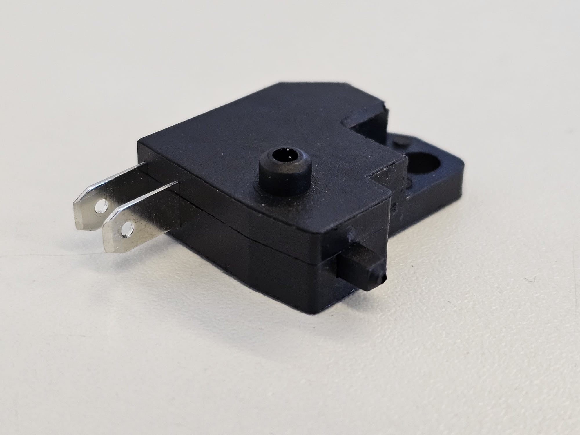 SENSORE FRENO POSTERIORE ATTIVAZIONE FANALE STOP PER KAYO EA70 EA110