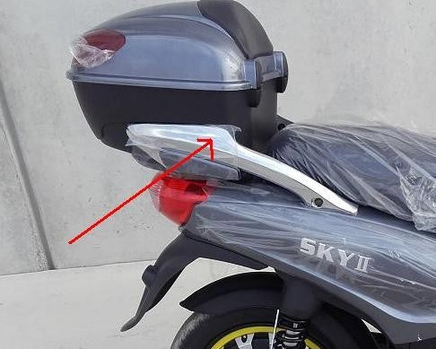 COPPIA PLASTICHE CROMATE LATERALI PORTAPACCHI POSTERIORE - bici elettrica scooter sky II tipo z-tech