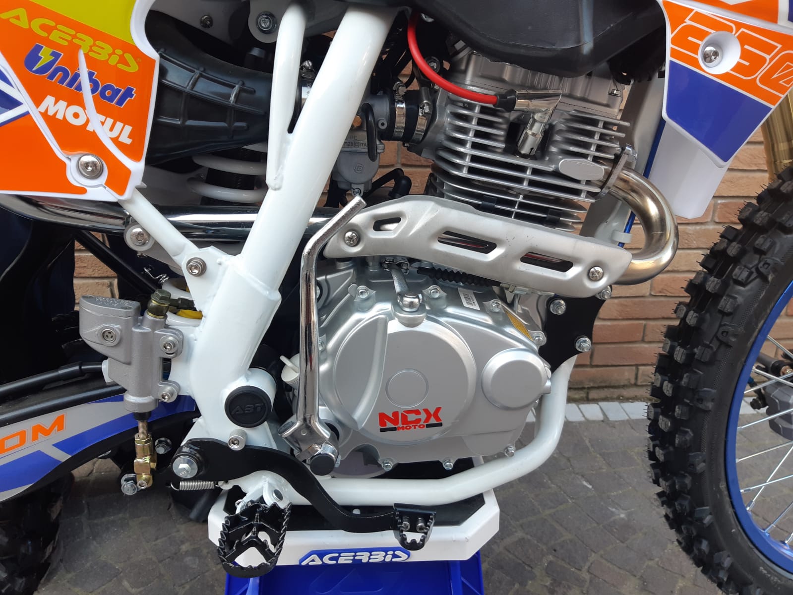 Moto Cross NX 250cc Ruote 21/18