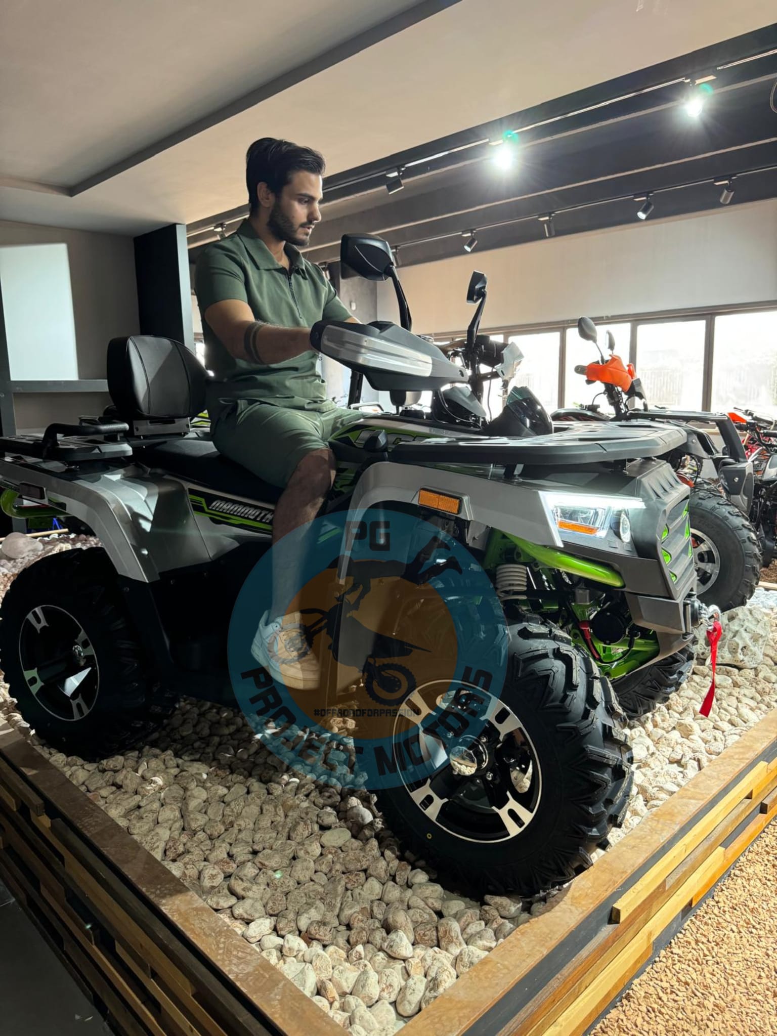 Quad Maxi Mammoth 300cc Ruote 12 - TARGABILE
