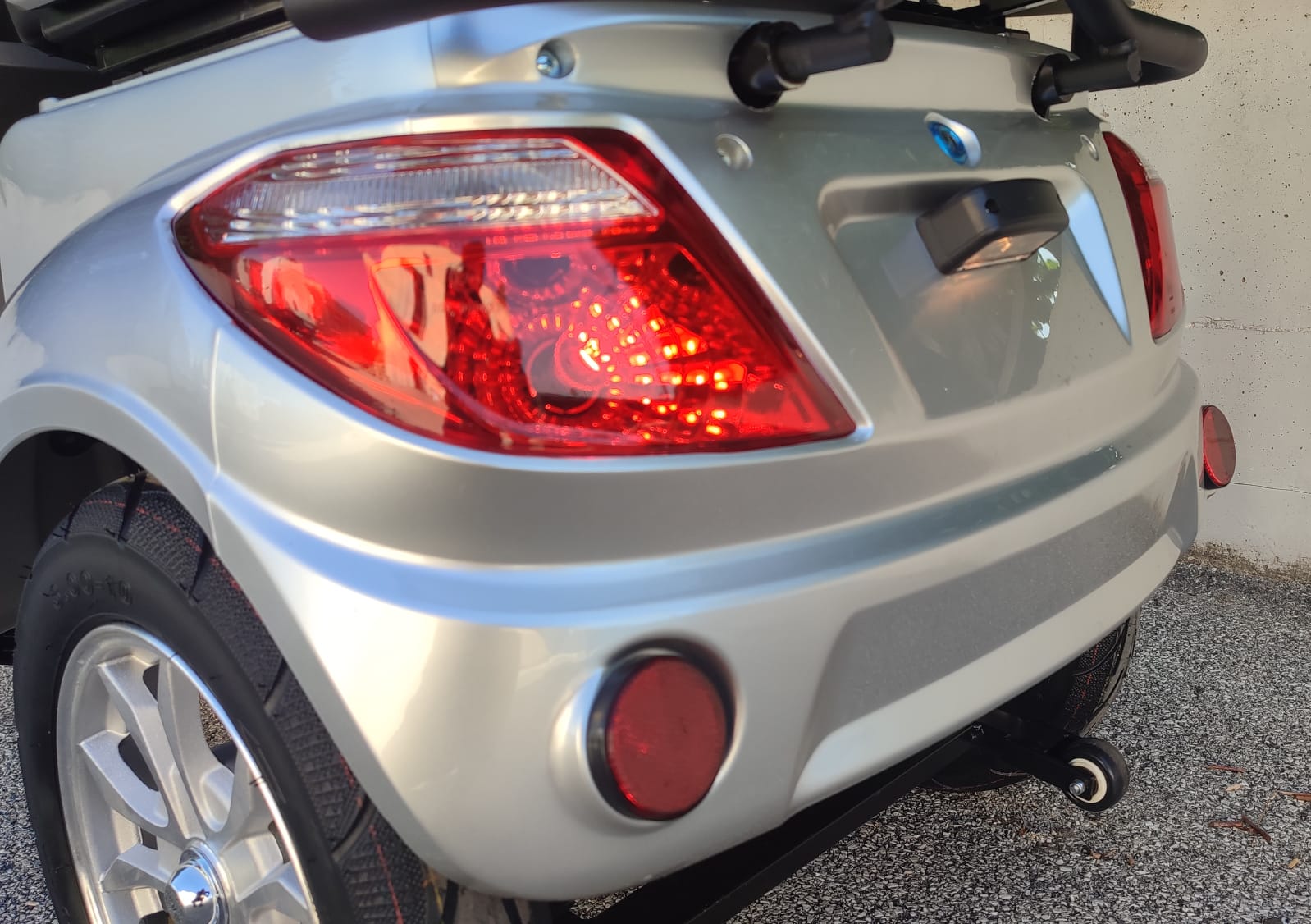 Scooter Elettrico 1000 Watt S Rainproof 60V 3 Ruote - Targabile